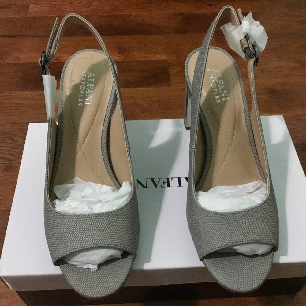 NWT ALFANI FLORRAAP VAPOR LIZ SM size 8.5 M